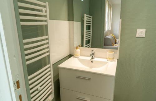 Charleville-Mezieres Apartment | STOCKHOLM- Studio Cosy et Patio, Proche Centre