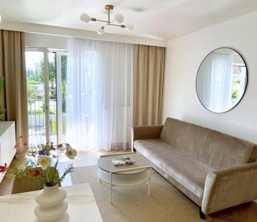 West Pomeranian Voivodeship Apartment | STOCZNIA Apartament- prywatny parking - blisko Wały Chrobrego i Aquapark