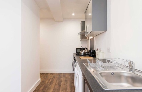 Stoke-on-Trent Apartment | Stoke on Trent Webberley Stylish Studio Unit 9A