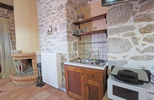 Omales Apartment | Stone built suite-apartment,Olive Grove,Near Beach,Mani 6