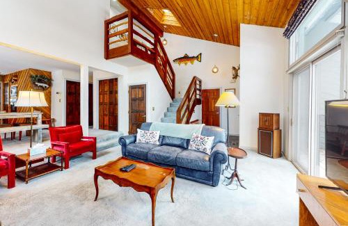 Eagle-Vail House | Stone Creek Lodge