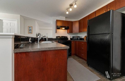 East Kootenay Apartment | Stone Crest | Pool | Hot Tub | Lake | Courtyard