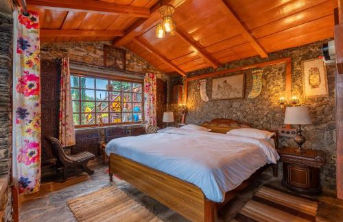 Kasiyalekh House | Stone Heritage Mukteshwar