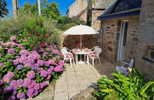 Lannilis House | Stone House in Brittany near the Sea, cleaning included