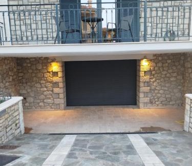 Eleonas Apartment | Stone Village Suites