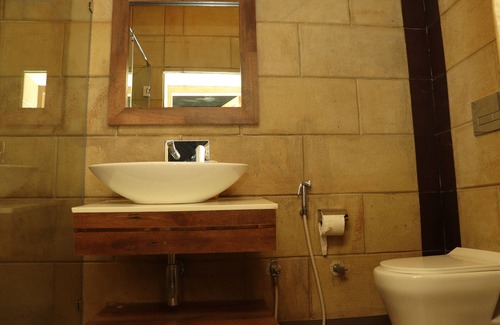 Madhupur Hotel | Stoneberry By Wedlock Greens