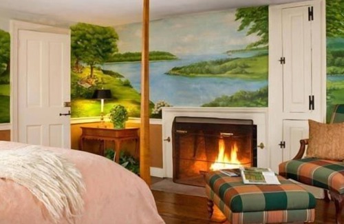 Ledyard Bed & Breakfast | Stonecroft Inn