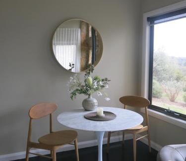 Beechworth Villa | StoneTryst Spa Villas