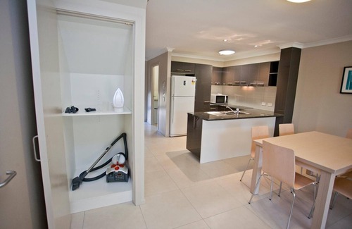 Chinchilla Hotel | Stonewood Villas