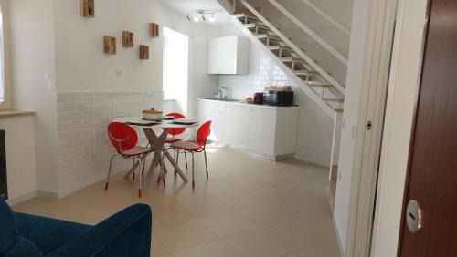 Naples House | Stop and Fly