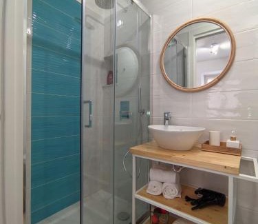 Naples House | Stop and Fly