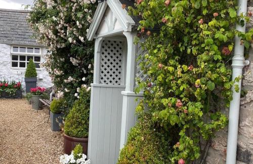 Glanwydden House | Storehouse Cottage