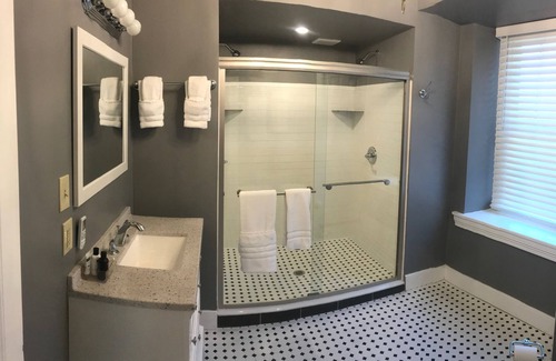 Coatesville Hotel | Stottsville Inn