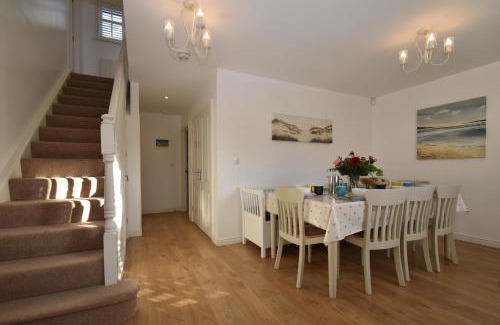 Camber House | Strand House