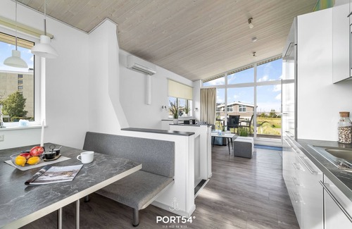 Wendtorfer Strand House | Strandperle - gute Ausstattung, Meerblick, Terrasse, Sauna, Bikeport, NK inkl.