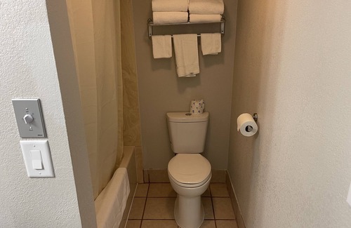 Branson Hotel | Stratford House Inn Branson