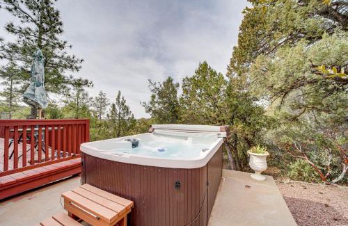 Strawberry House | Strawberry Hideaway in the Pines with Hot Tub!