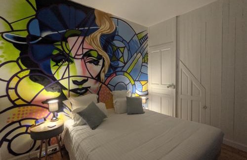 Saint-Quentin Apartment | Street app'Art
