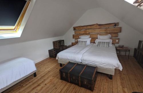 Saint-Quentin Apartment | Street app'Art