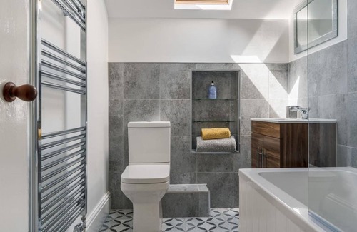 Newton Abbot Cottage | Strelna Coach House - Gateway to the Moor