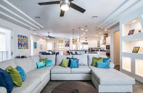 Spring Valley Villa | Strip View Oasis 8 min Strip/Allegiant * Pool/Spa