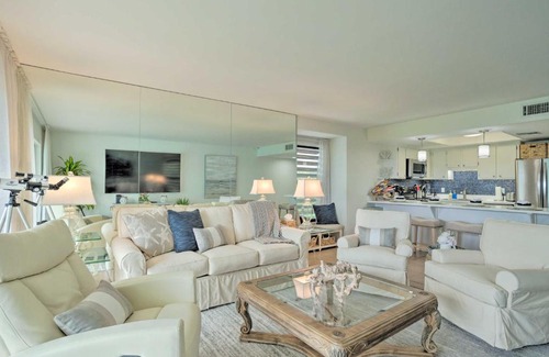 Stuart Apartment | Stuart Condo at Beachfront Resort with Ocean Views