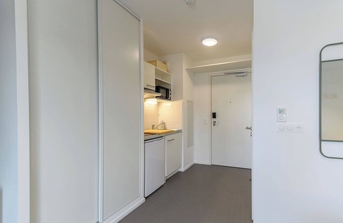 Saint-Denis Apartment | Student Factory Paris - Universeine