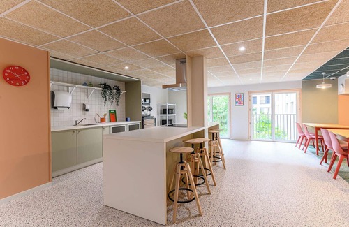 Saint-Denis Apartment | Student Factory Paris - Universeine