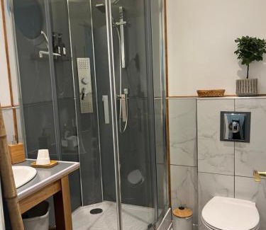 Bordeaux House | Studette bord de Dordogne