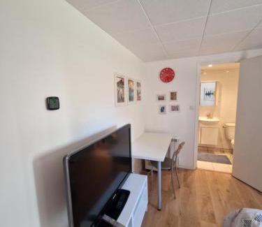 Orsay Apartment | Studio à 5 min du RER B Le Guichet/Plateau Saclay