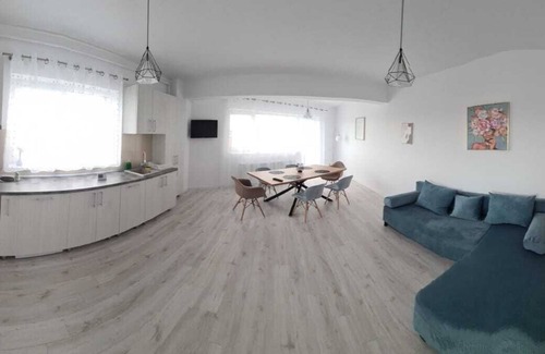 Tractorul Apartment | STUDIO 13 Brașov near Coresi