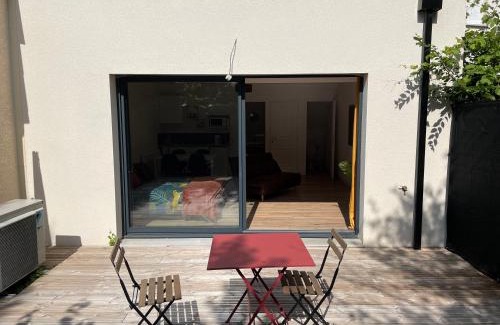 Plein Sud Apartment | studio 2 RDC henriville