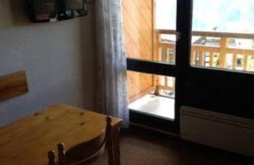 Eclose-Est Apartment | Studio 3 stars comfortable for 4 people - close to the ski lifts