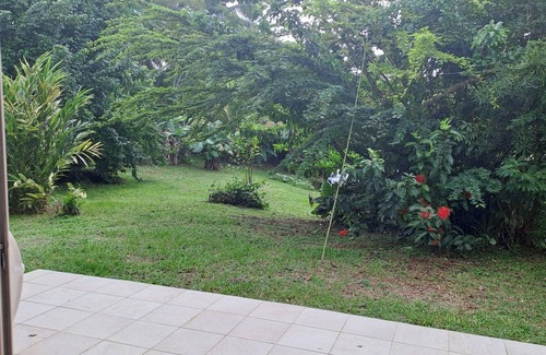 Lamentin Villa | STUDIO 38M2,SPA,GREEN LANDSCAPEQUIET IDEALLY LOCATED IN THE CENTER OF THE ISLAND