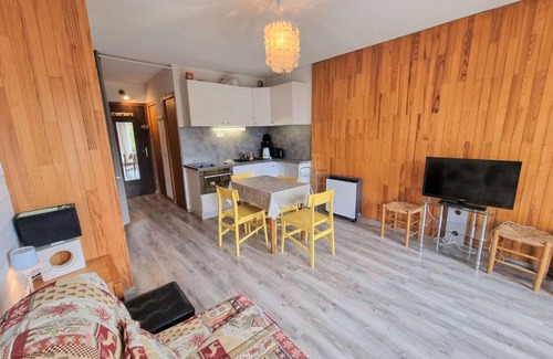 Saint-Michel-de-Chaillol Apartment | Studio 4 pers, terrasse sud-ouest, centre station, animaux admis - Saint-Michel-de-Chaillol - FR-1-393-131