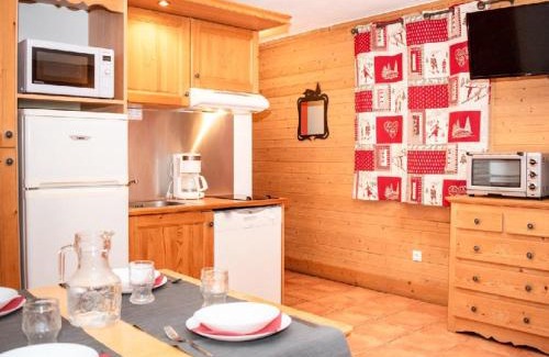 Pra Loup Apartment | Studio 4 Pers. avec Balcon, Résidence Les Chalets de Praroustan, Pra Loup 1500 - FR-1-504-367