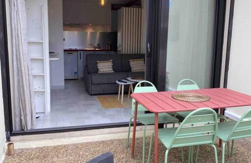 Marseillan Apartment | Studio 4pers climatisé accès direct plage