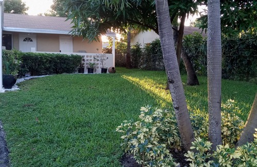 Deerfield Beach Apartment | Studio 6 minutes from the beach!