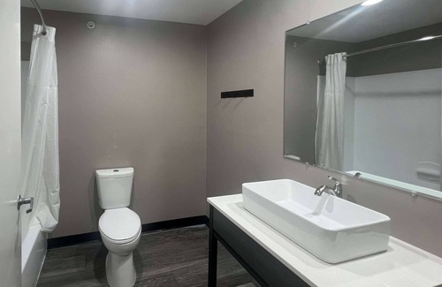 Central Oklahoma City Hotel | Studio 6 Oklahoma City, OK - South