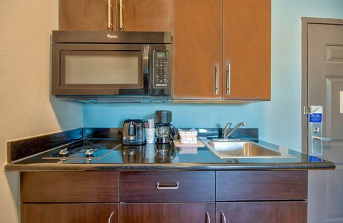 Port Arthur Hotel | Studio 6 Port Arthur, TX - SE