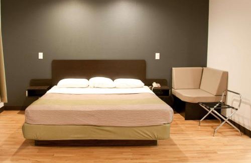 Cully Hotel | Studio 6-Portland, OR