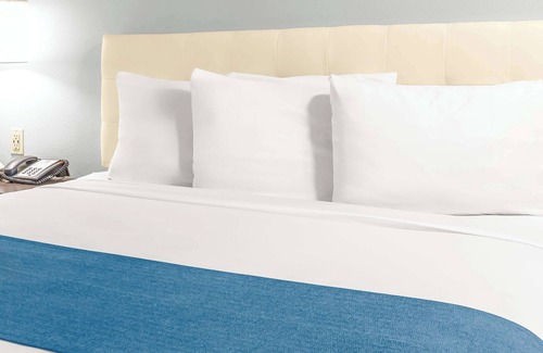 Flagstaff Hotel | Studio 6 Suites – Flagstaff, AZ