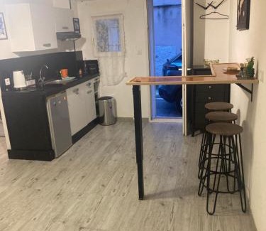 Aubagne Apartment | Studio agréable et paisible