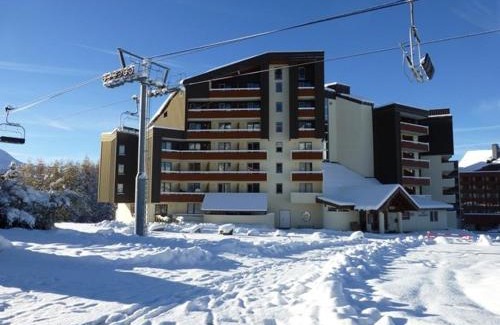 Bergers Apartment | Studio Alpe d'Huez avec balcon et animaux acceptés, proche pistes - FR-1-405-87