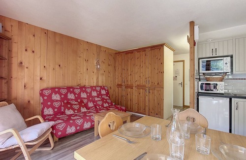 Saint-Jean-dʼAulps Apartment | STUDIO APARTMENT WITH SWIMMING POOL ACCESS- SAINT JEAN D'AULPS SKI RESORT - 4 PEOPLE - RIAM S6