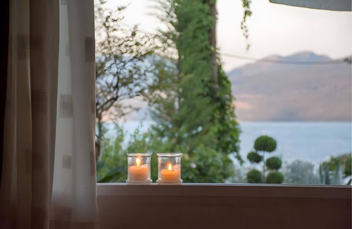 Spanokhorion Apartment | Studio Apartment '3 Adults No 5' with Sea View, Wi-Fi and Air Conditioning