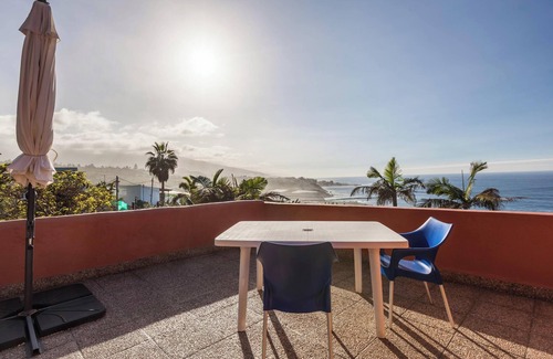La Orotava Apartment | Studio Apartment ‘Casa Victor - Apartment Antonio’ with Sea View