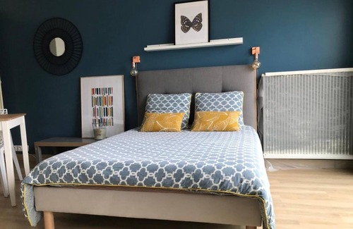 Les Longs Champs Apartment | Studio Apartment 'Cosylocation Varende 4' with Wi-Fi