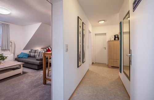Soltau Apartment | Studio Apartment 'Ferienwohnung 1 Soltau' with Private Garden, Wi-Fi and Air Conditioning