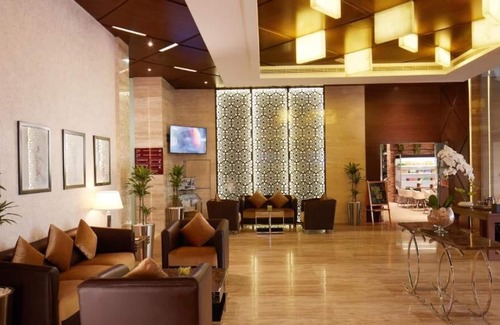 Dubai Sports City Apartment | Studio Apartment In Sports City By Luxury Bookings